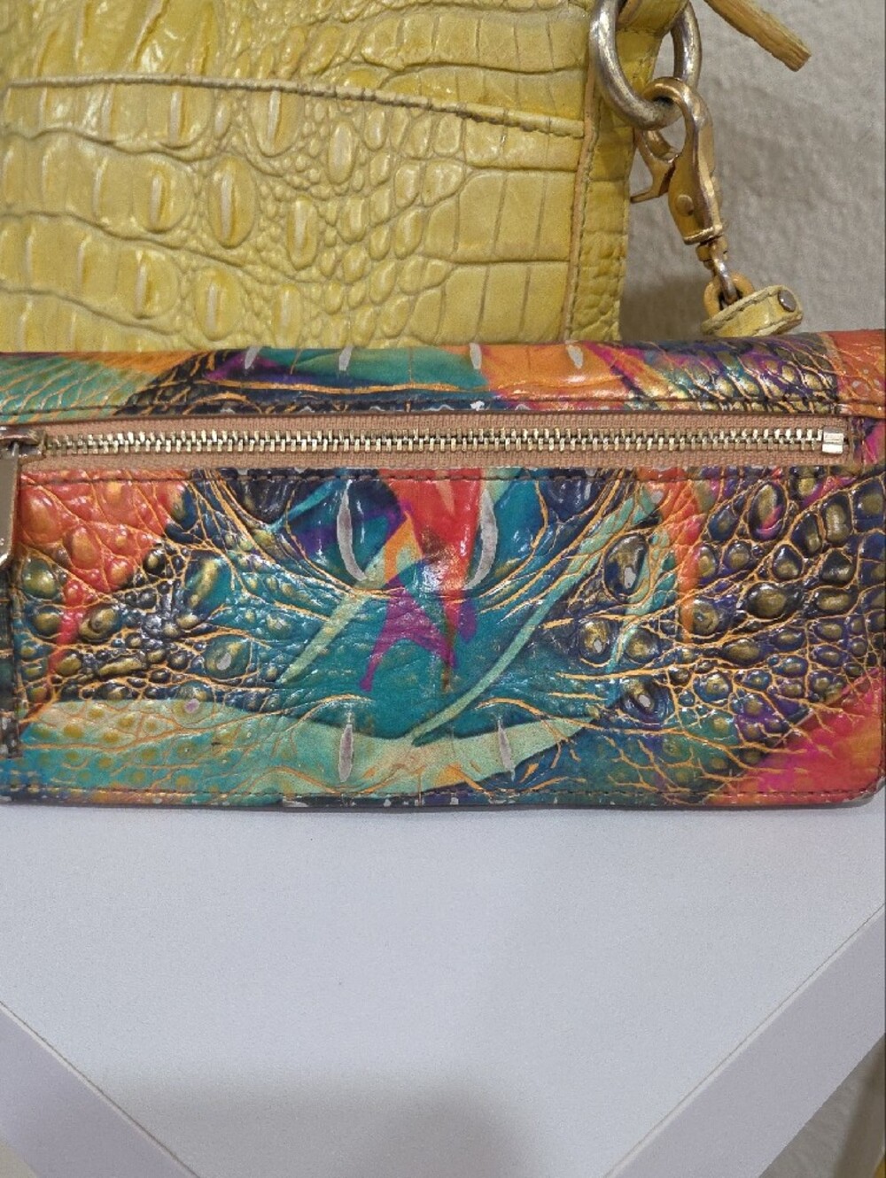 Brahmin Yellow Croc-Embossed Crossbody Bag with Multicolor Croc Wallet - Picture 4 of 8